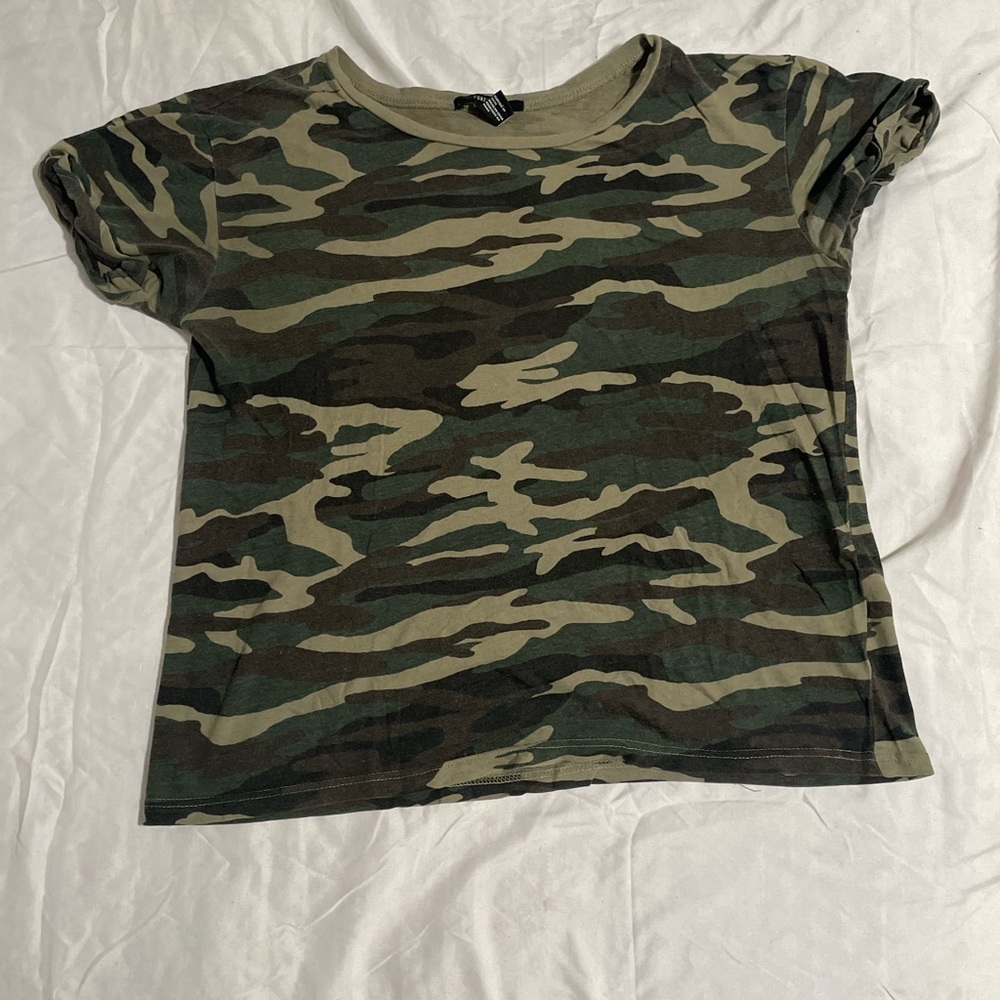 camo tee
